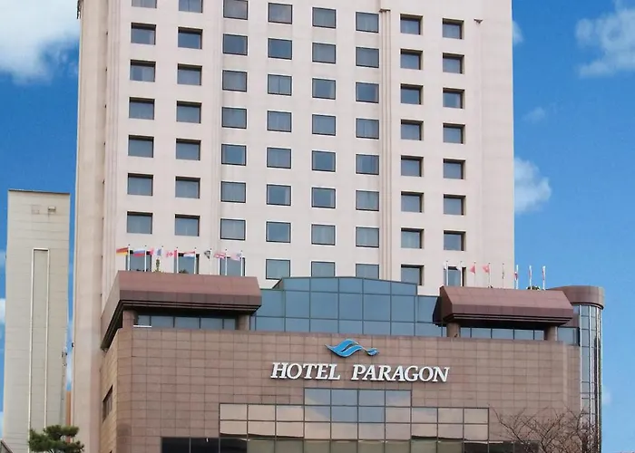 Paragon Отель